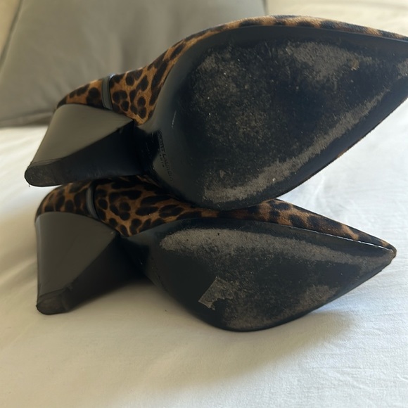 YSL SAINT LAURENT NIKI BOOTIES IN LEOPARD PRINT SUEDE - Picture 4 of 10